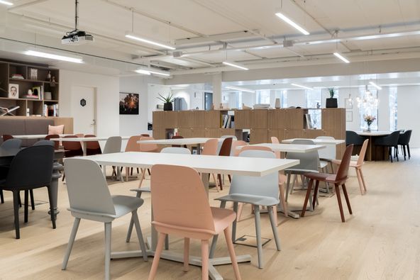 New York, Long Island City - Spaces: 47 Avenue A, New York, NY 10009